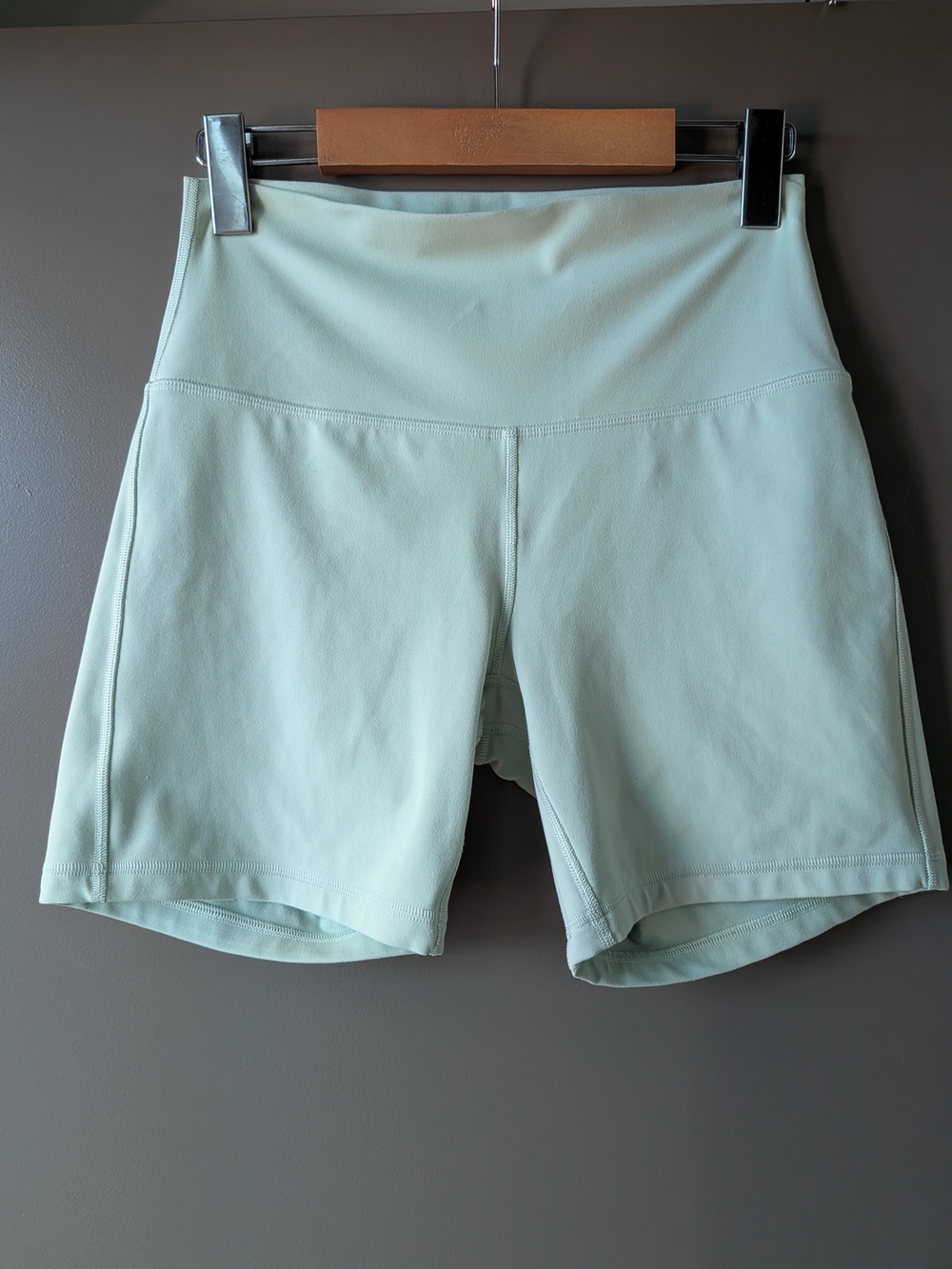 Lululemon Align High-Rise Short 6" Kohlrabi Green 8 Nulu Bike Yoga Gym Shorts